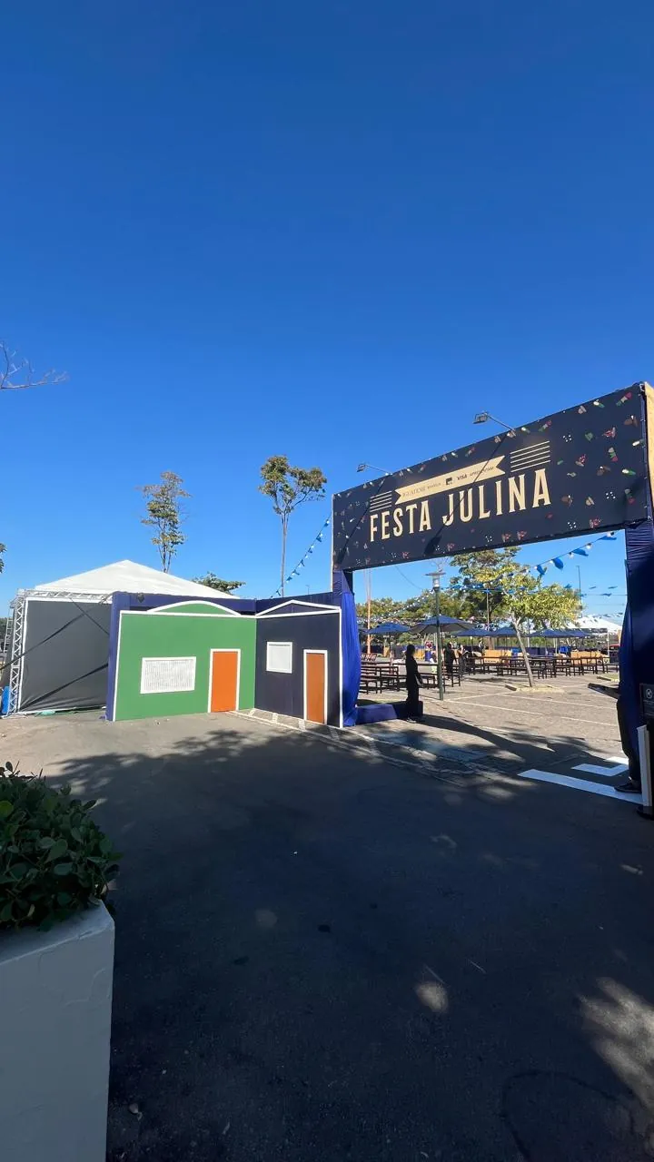 Pórtico de entrada da Festa Julina
